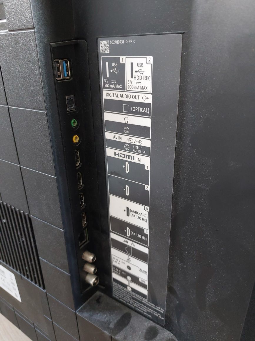 Uszkodzona matryca  telewizor Sony Bravia XR X9J 65