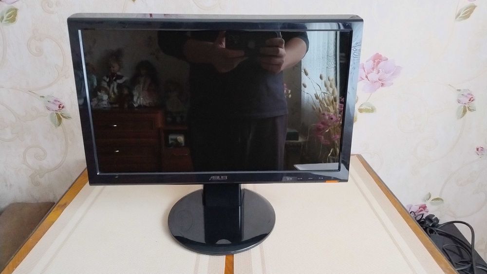 БУ Комп'ютерні комплектуючі та запчастини