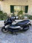 Scooter Nmax 125 + 1 Capacete Airoh + 1 casaco M
