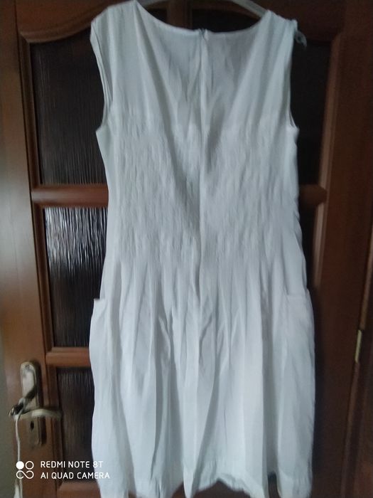 Jedwabna biala z podszewką sukienka na lato, rozmiar 44-46