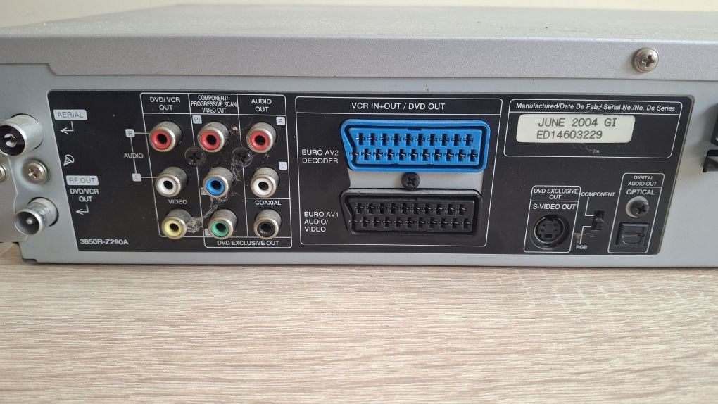 Combo magnetowid DVD, CD! Toshiba SD-24VLSL