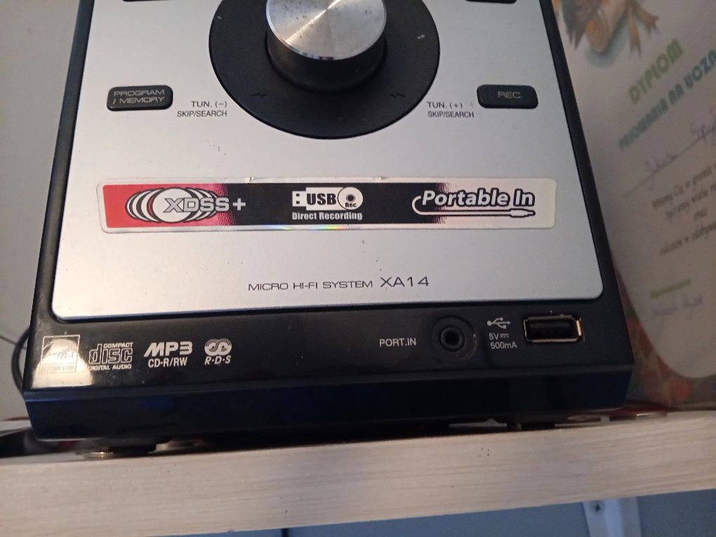 Wieża LG usb aux pilot