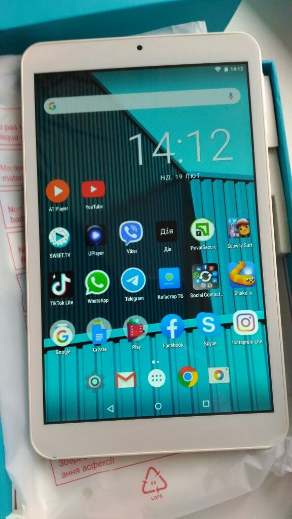 Планшет, на Android 8.23см