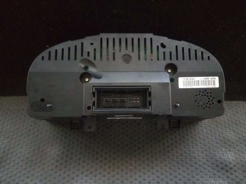 Quadrante / painel de instrumentos VOLKSWAGEN Golf V (1K1)