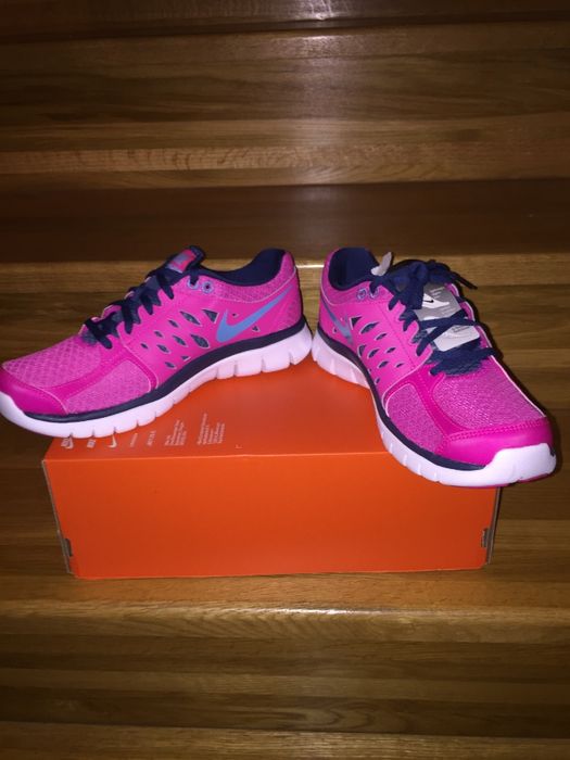 NOWE markowe buty NIKE- rozmiar 39
