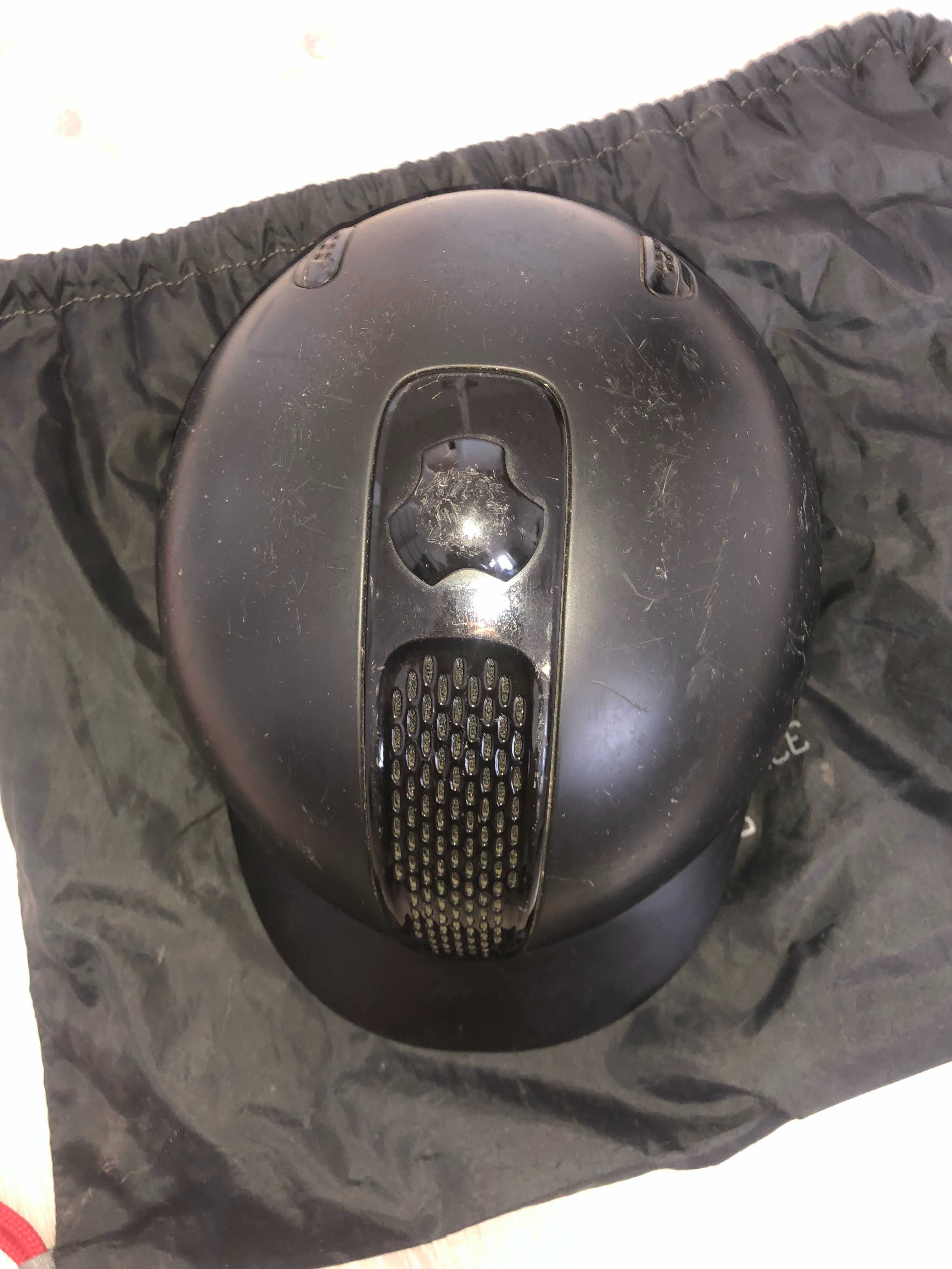 Kask jeździecki FOUGANZA