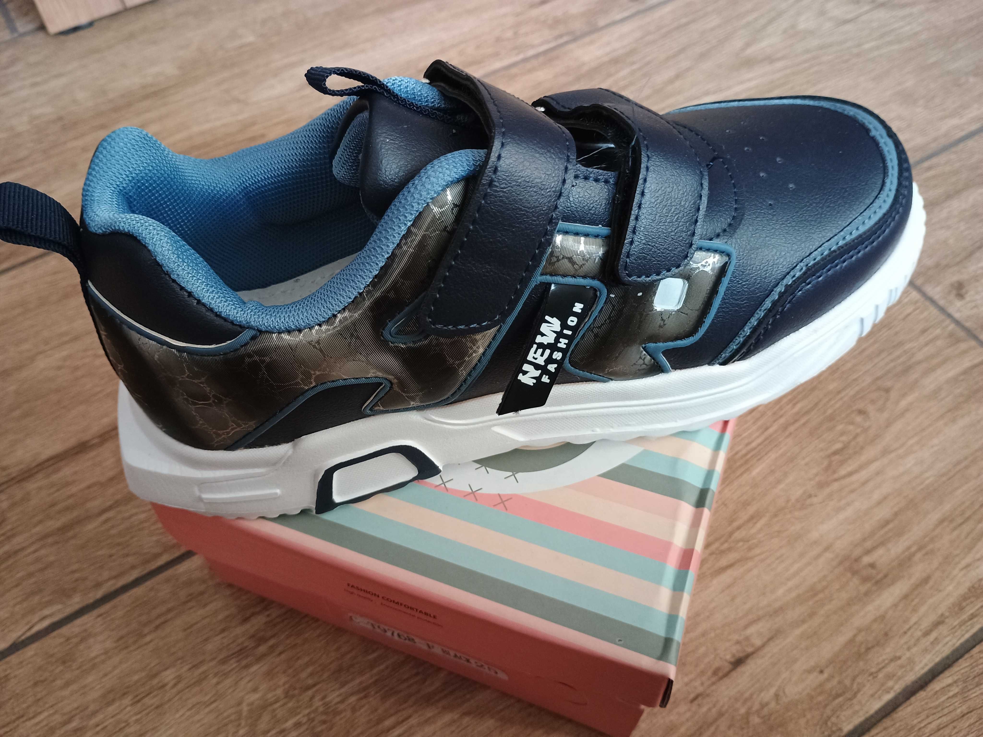 Nowe buty chłopięce 35 na rzep
