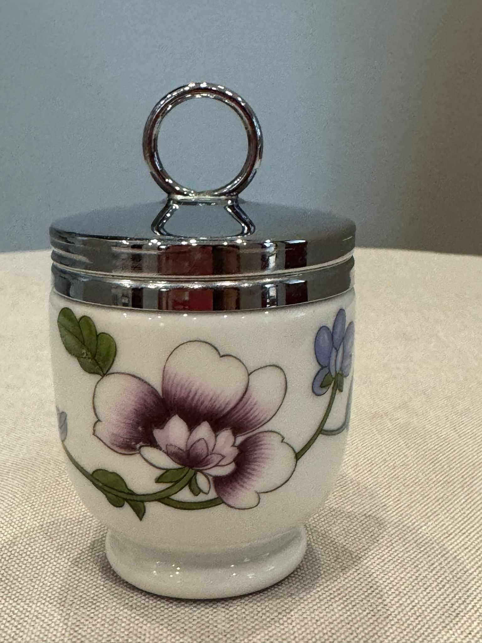 "Egg Coddler" pojemniki do gotowania jajek, porcelana Royal Worcester