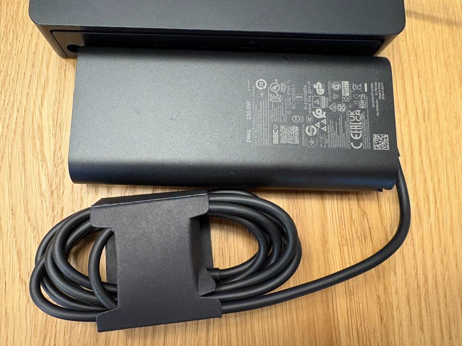 NOWA stacja dokująca Dell D6000 + nowy zasilacz Dell 130w