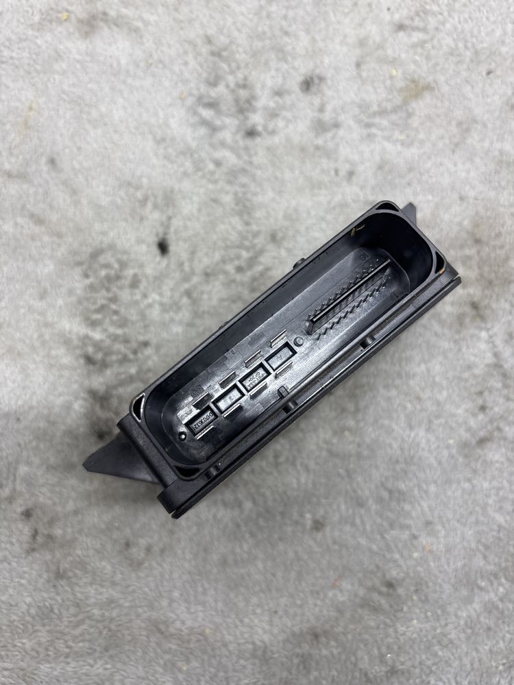Moduł ręcznego audi a4 b8