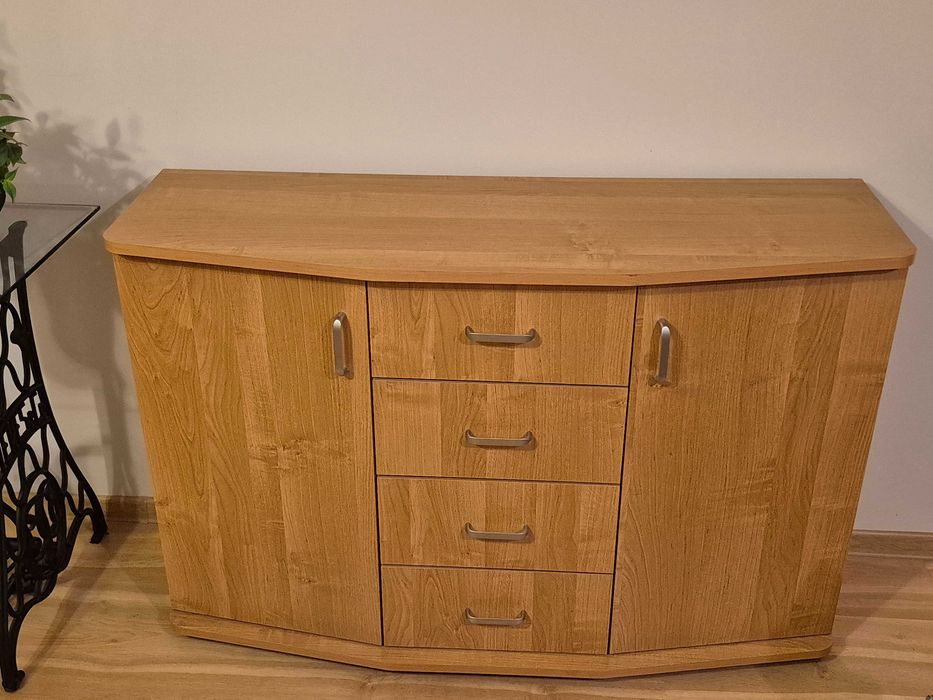 Komoda z szufladami!