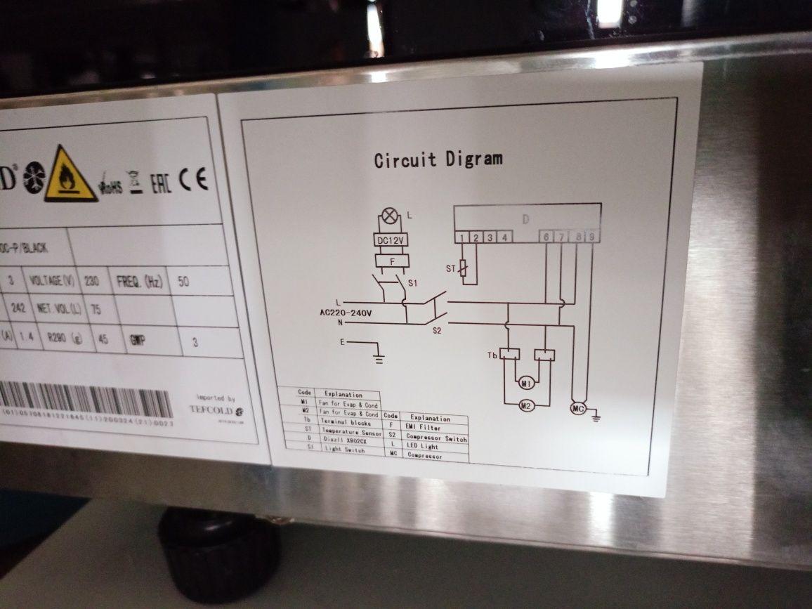 Vitrine Refrigerada para Café/Restaurante com luz