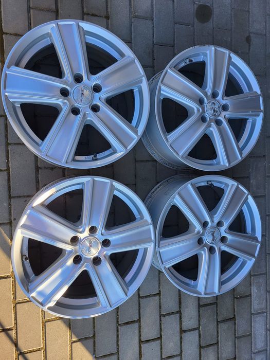 Felgi 7.5Jx17" 5x112 ET55 Mercedes Volkswagen Sharan Skoda Seat BMW