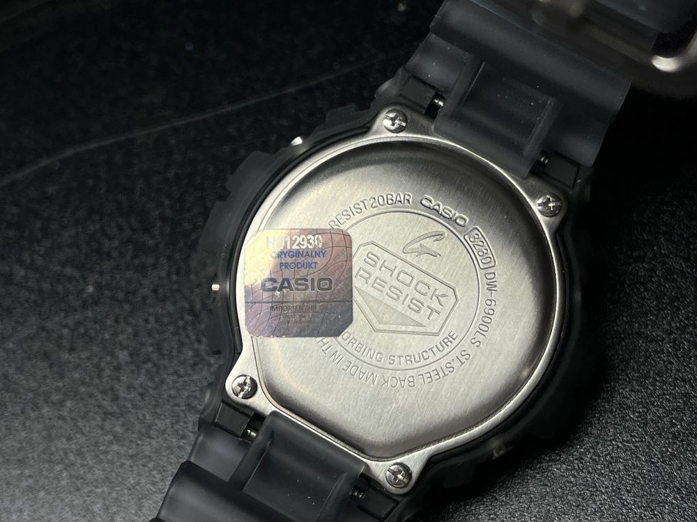 Casio G-SHOCK DW-6900 mod