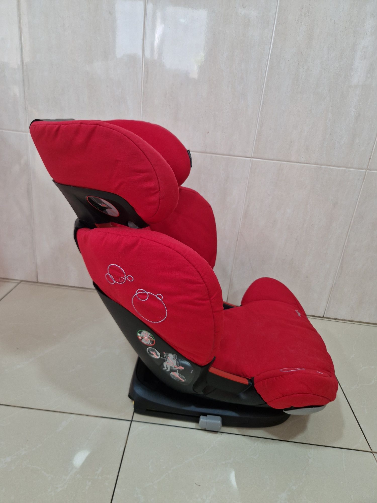 Cadeira auto bebé confort grupo 2-3 (15/36kg)