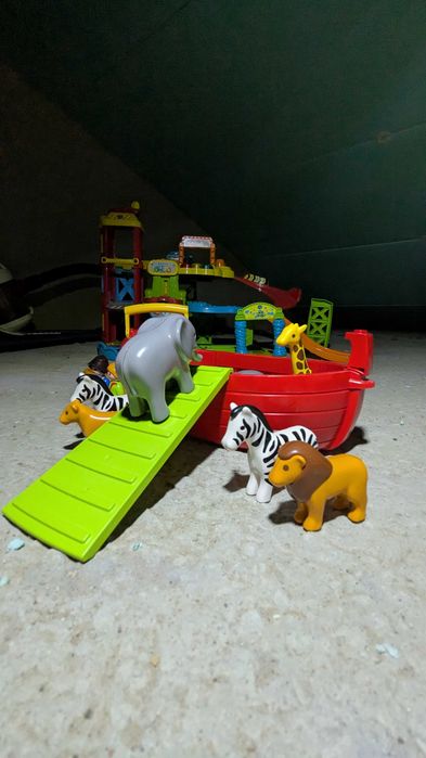 Brinquedo Arca de Noé Playmobil