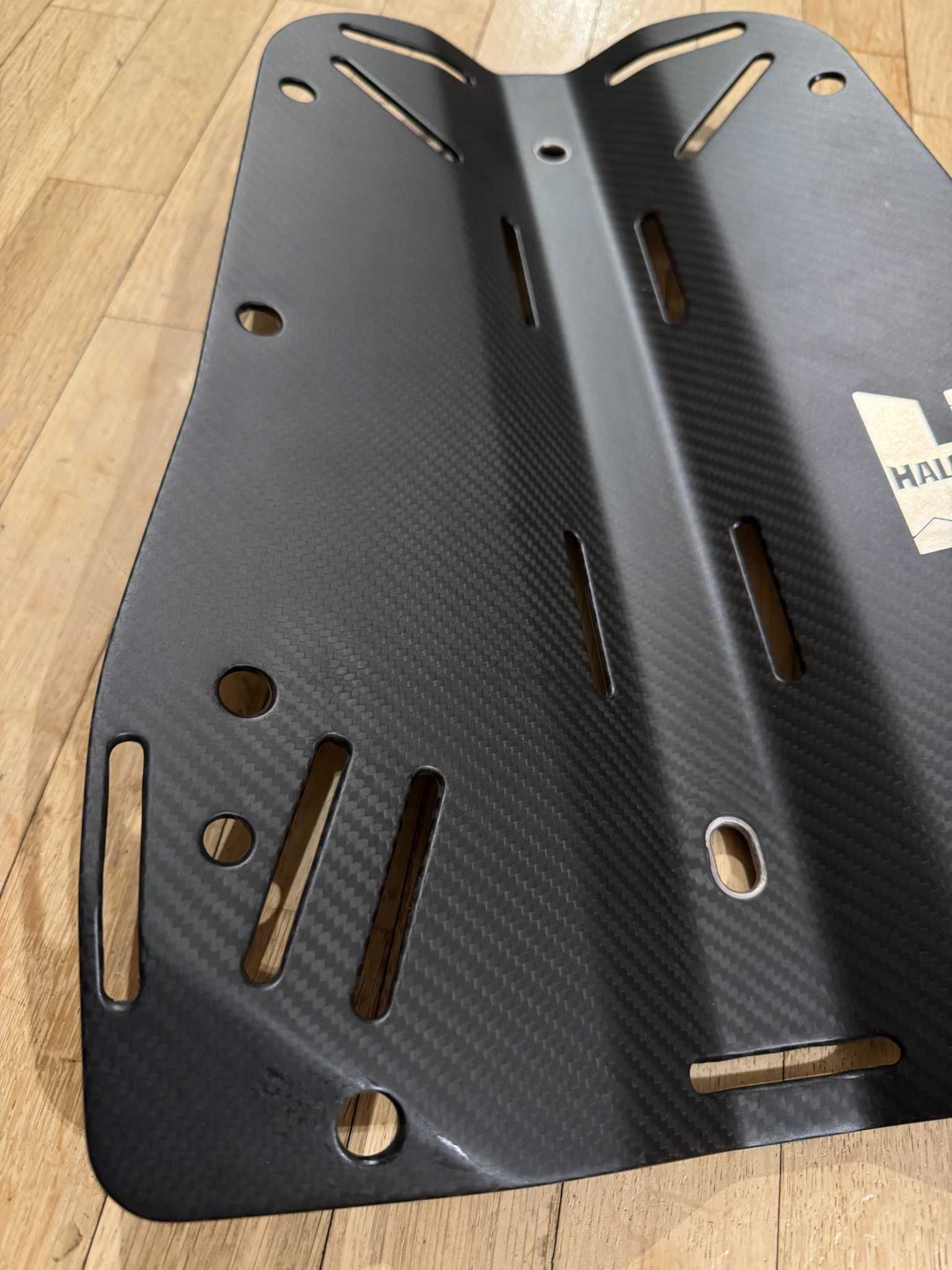 Płyta karbonowa Halcyon Pro / Carbon Fiber Pro Backplate