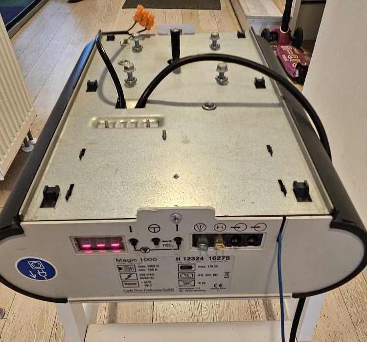 Napęd do bramy garażowej Normstahl Magic1000 + szyna