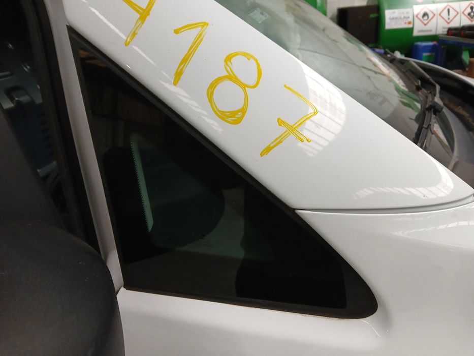 Vidro do painel frente direito MERCEDES-BENZ Vito (W447)