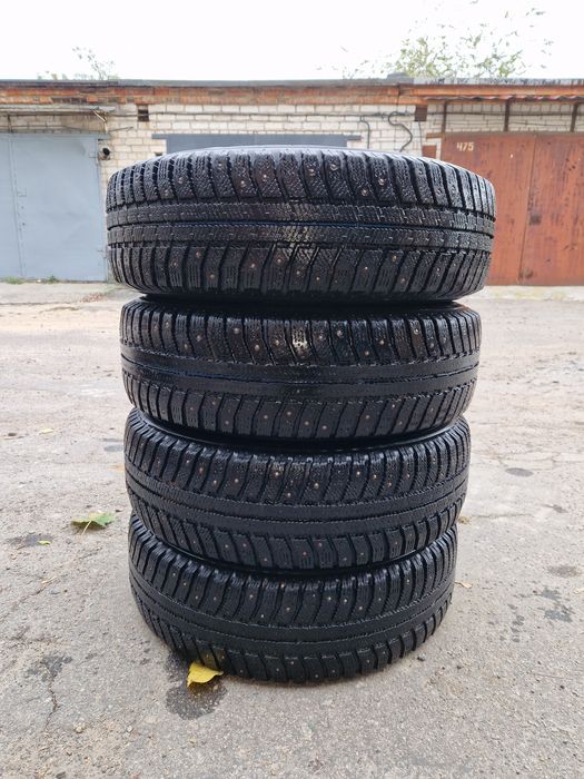 Шипована зимова гума ВАЗ R13/4×98/175_70