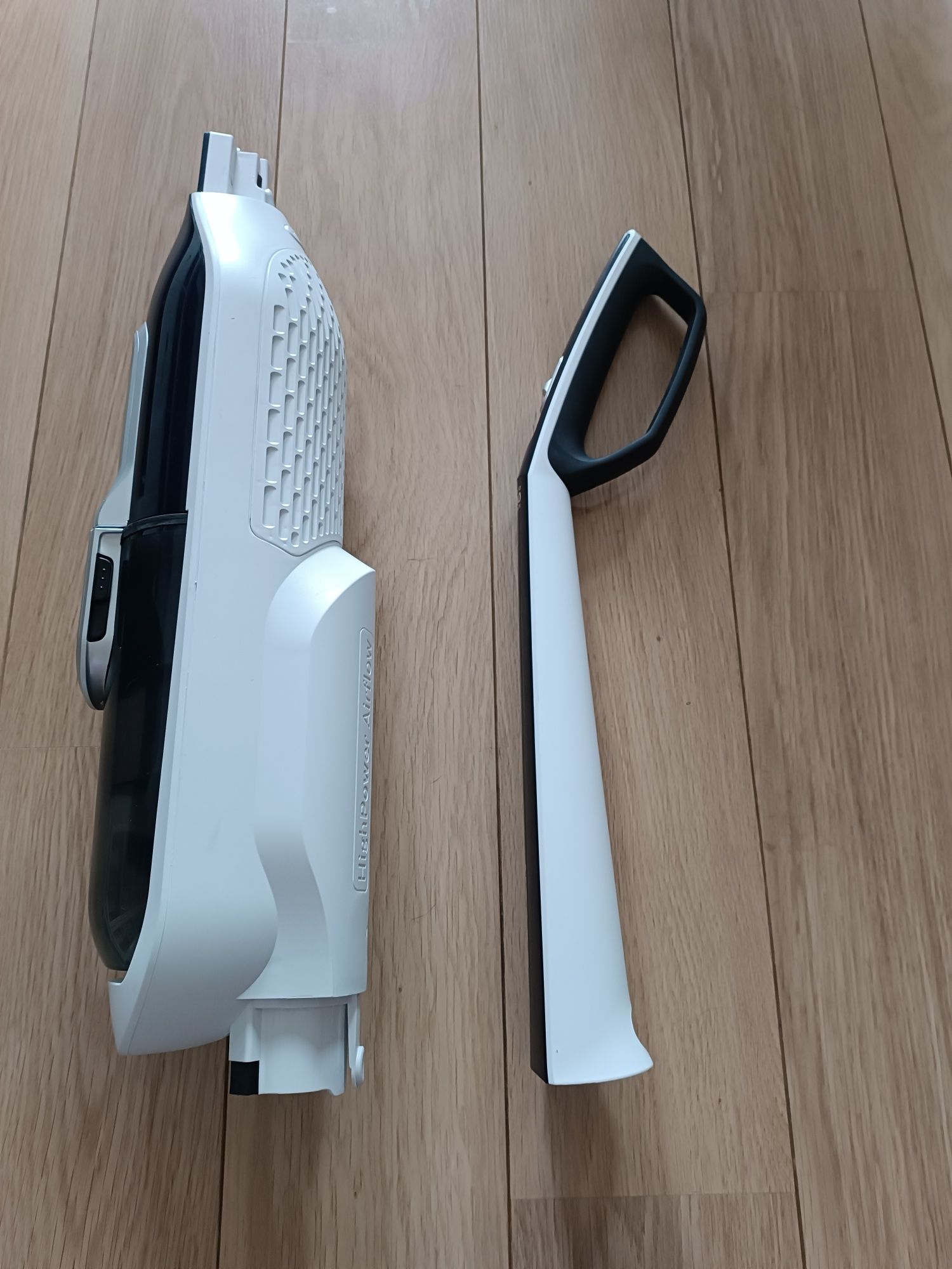 " Odkurzacz Pionowy Bosch BBH51840 - na części