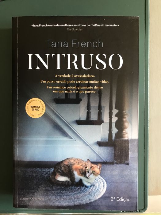 Livro “o Intruso” (The trespasser) (preco Bertrand 18.5€)