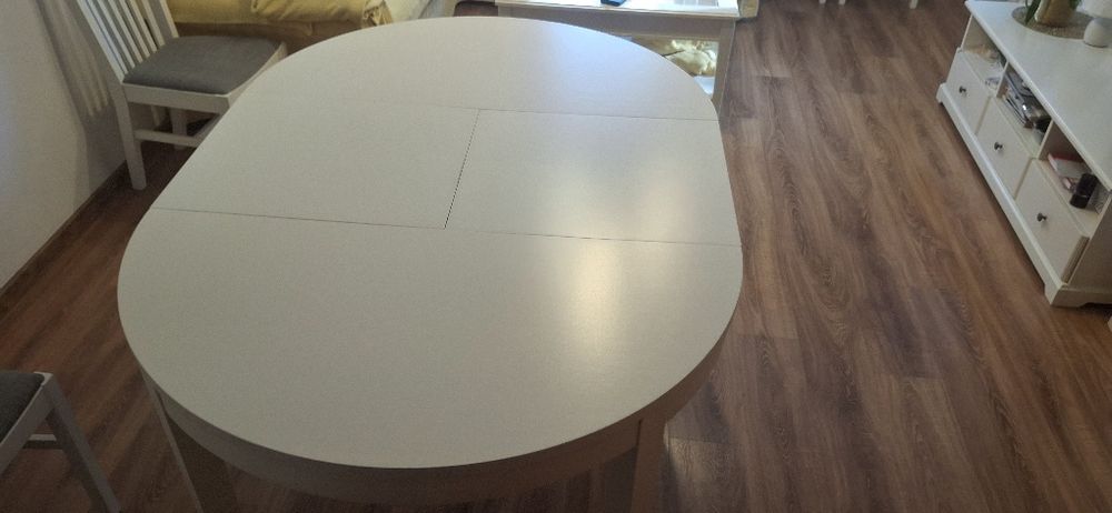 Stół rozkładany biały