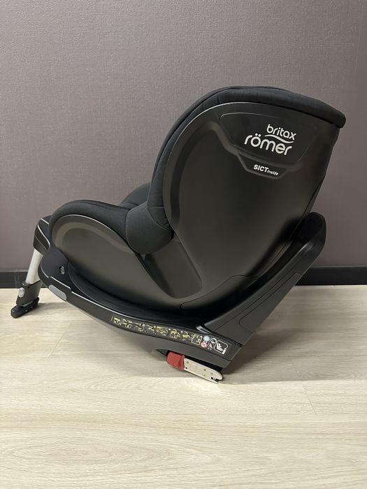 Britax-Romer Dualfix M I-Size с 3 мес до 18 кг