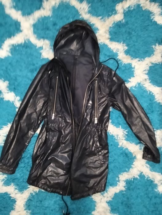 Przeciwdeszczowa kurtka, płaszczyk, parka