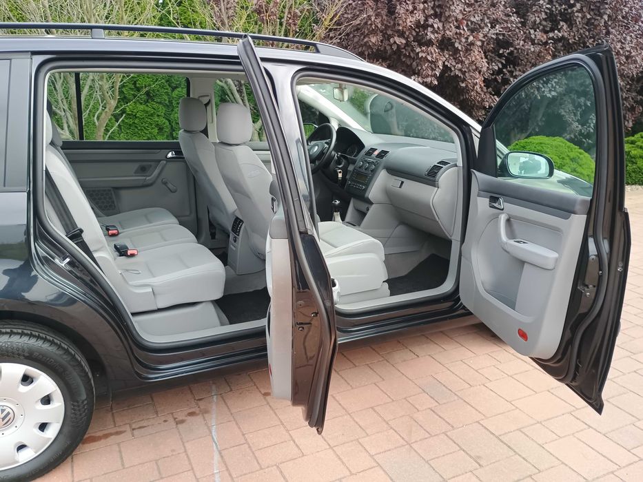 VW Touran 1,6 MPi 102KM TEMPOMAT Klimatronik W DOBRYM STANIE z Niemiec