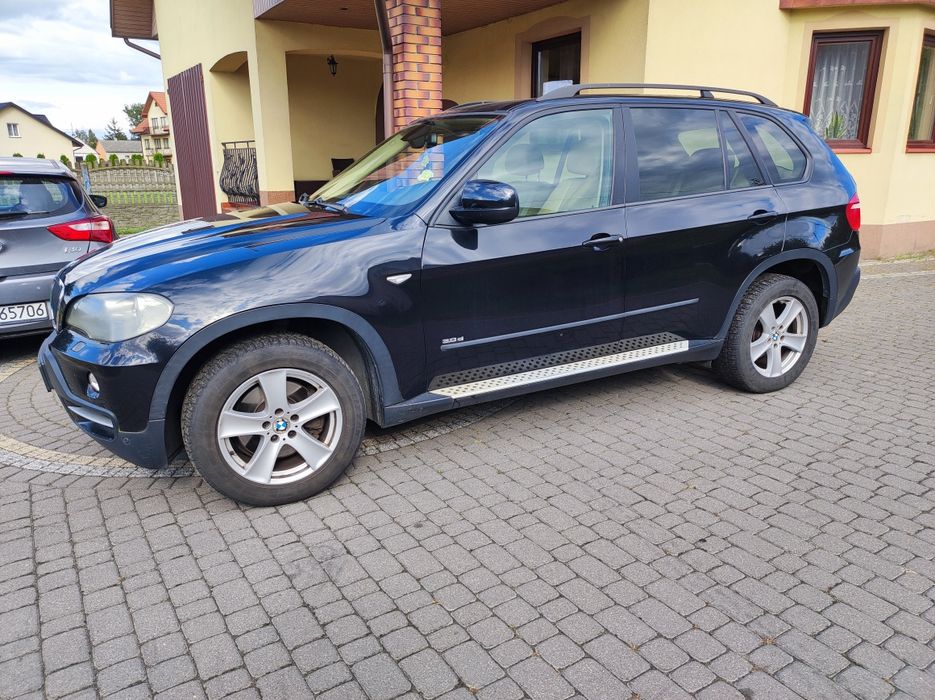 BMW X5 Polski salon