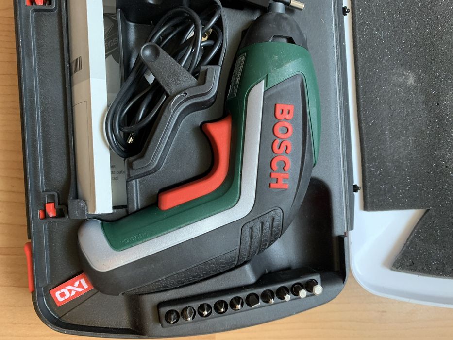 Śrubokręt elektryczny Bosch Oxi. Prawie nowy!