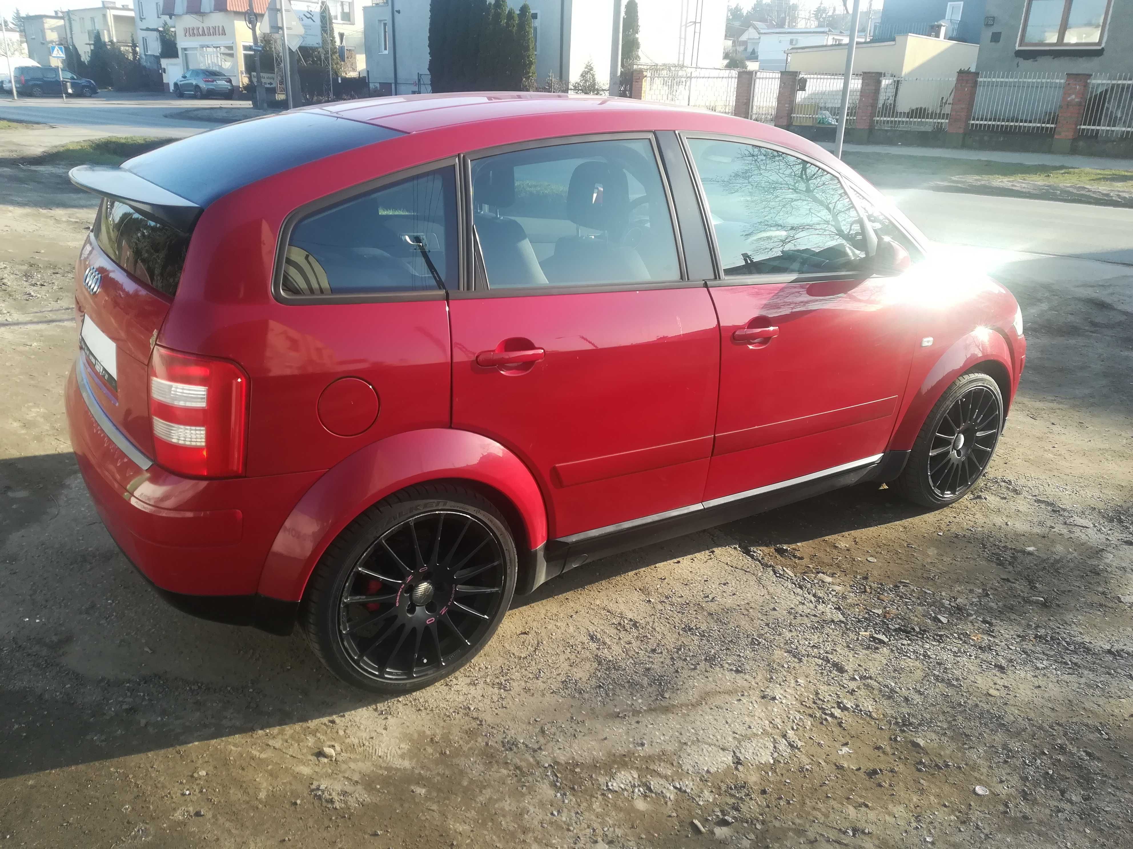 AUDI A 2 1,6 Fsi  2002r klima ładne alu serwis raty zamiana