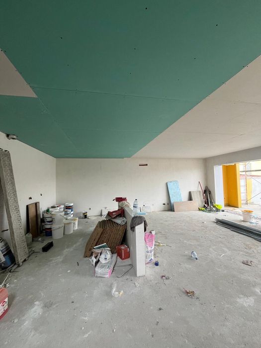 Tetos falsos e divisórias