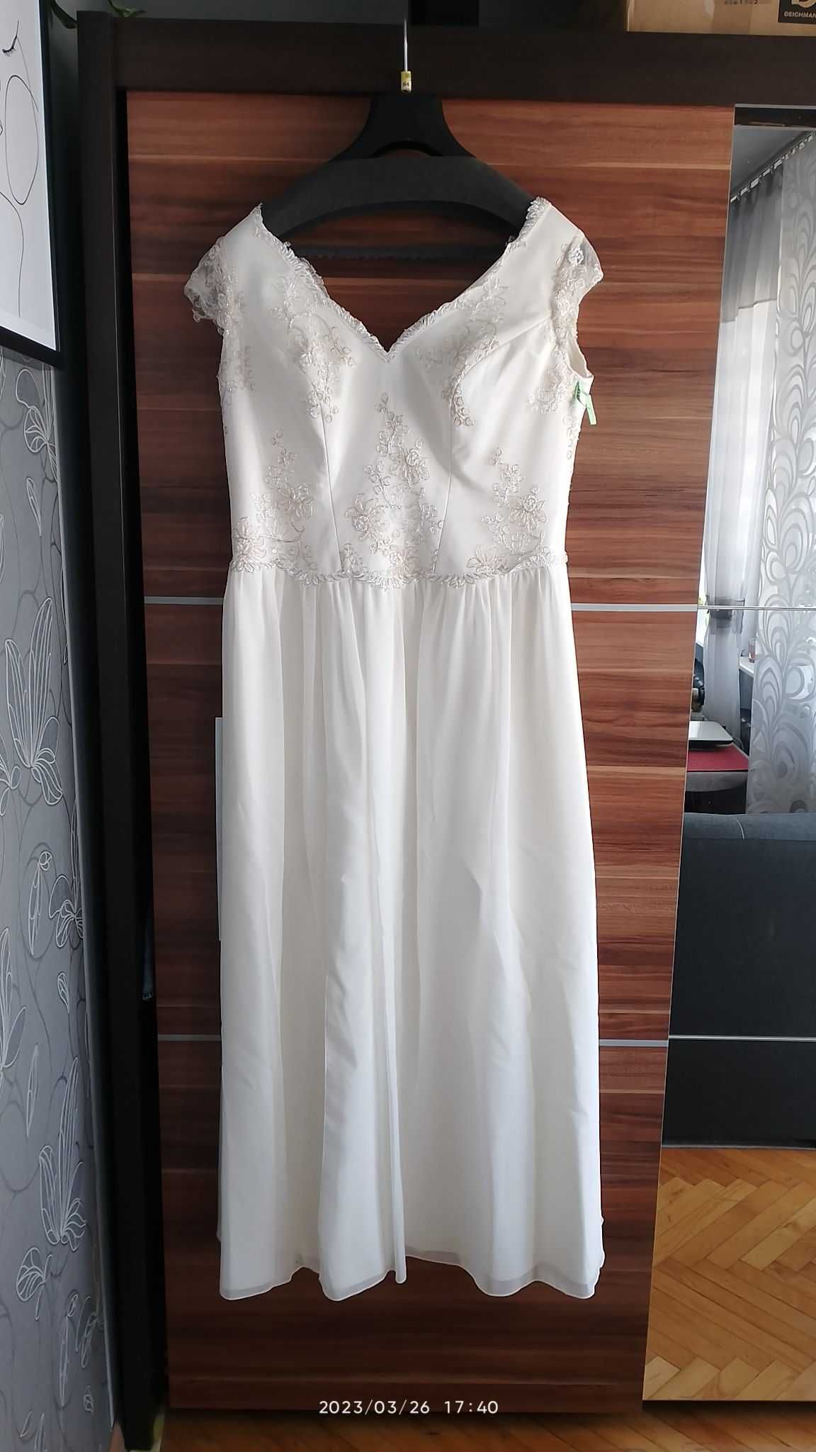 suknia ślubna 48
