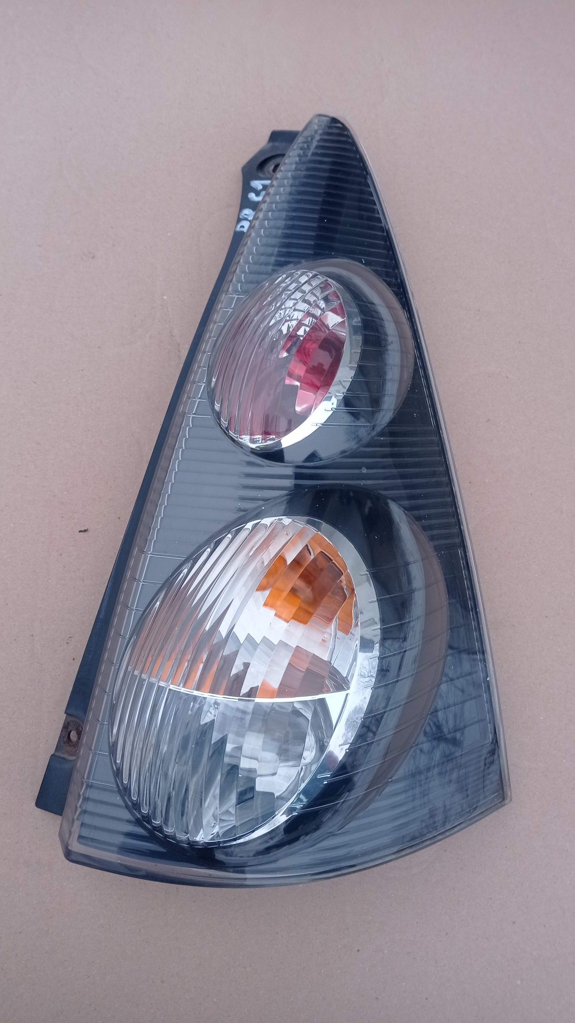 Lampa prawa tylna Citroen C1