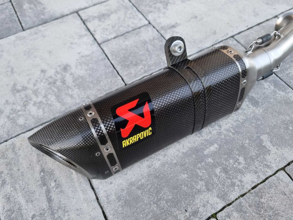 KTM Duke oraz RC 125 - 200 - 250 - 390 Tłumik Wydech Akrapovic