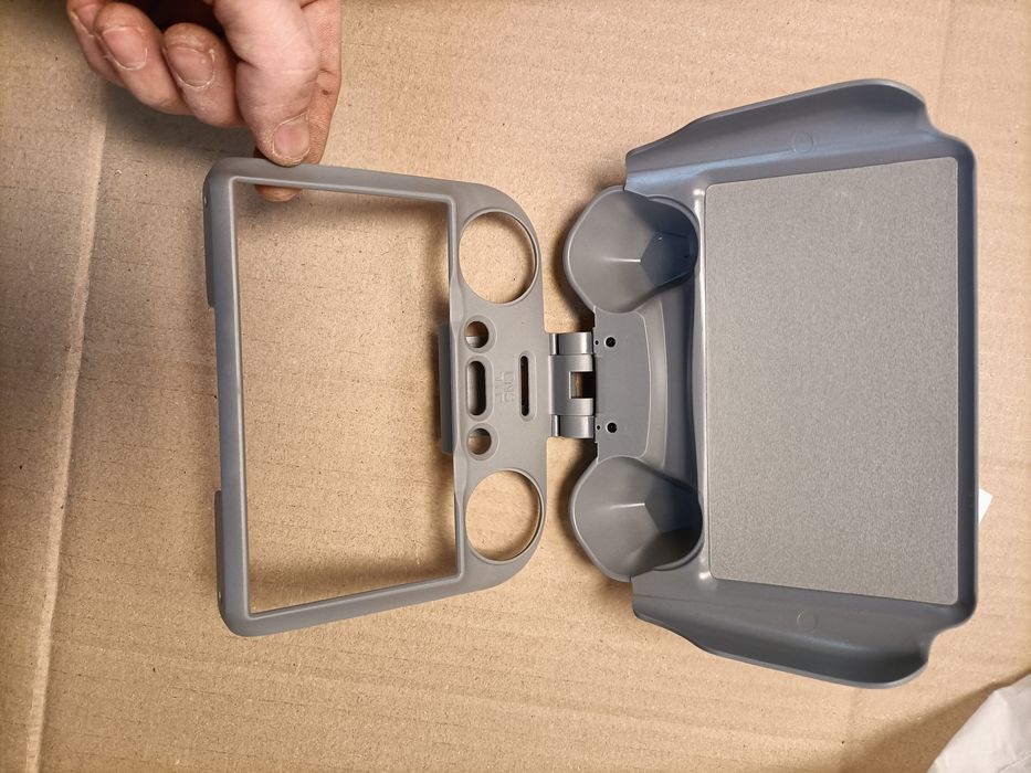 Osłona przeciwsłoneczna dwa w jednym do kontrolera drona