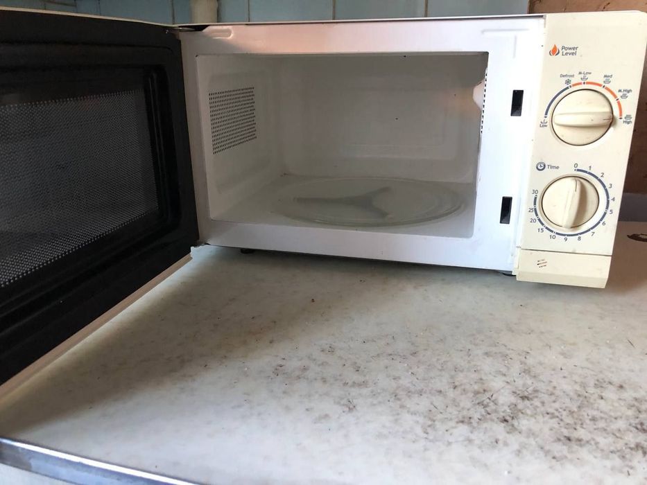 Мікрохвильова піч Gorenje MO 20 MW