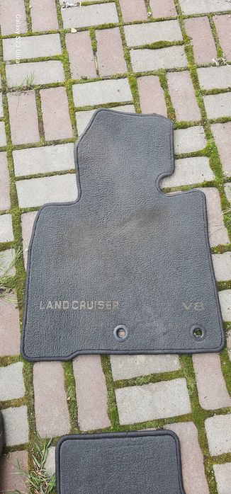 Килимки Toyota Land Cruiser 200