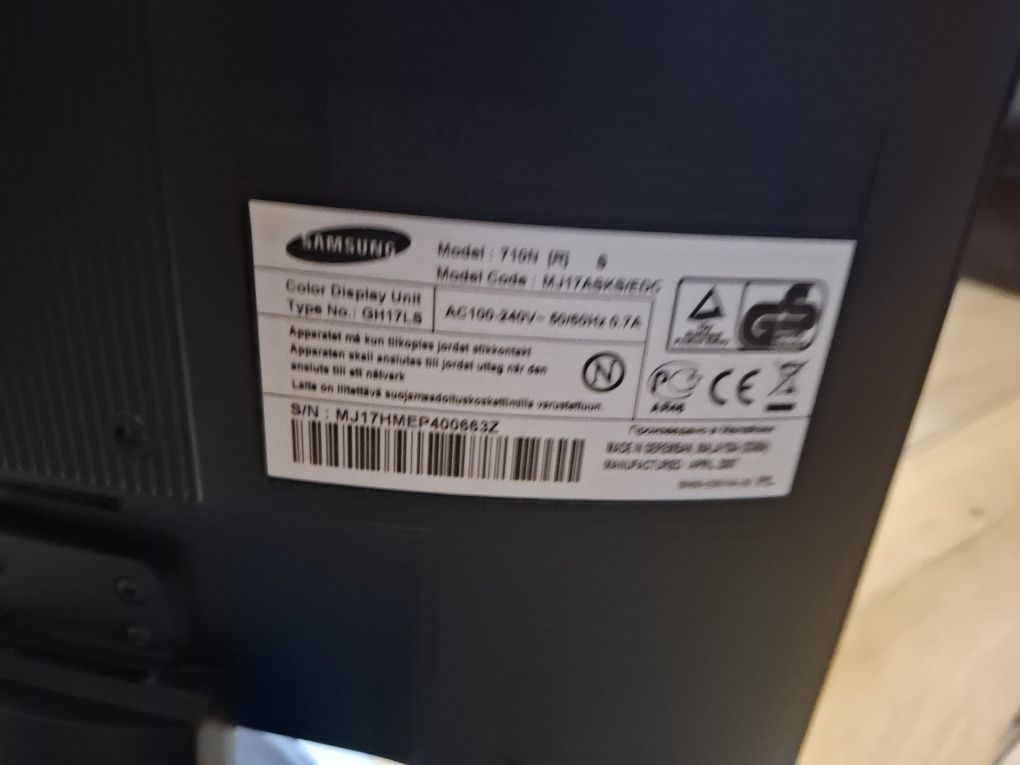 2 monitory pc Samsung