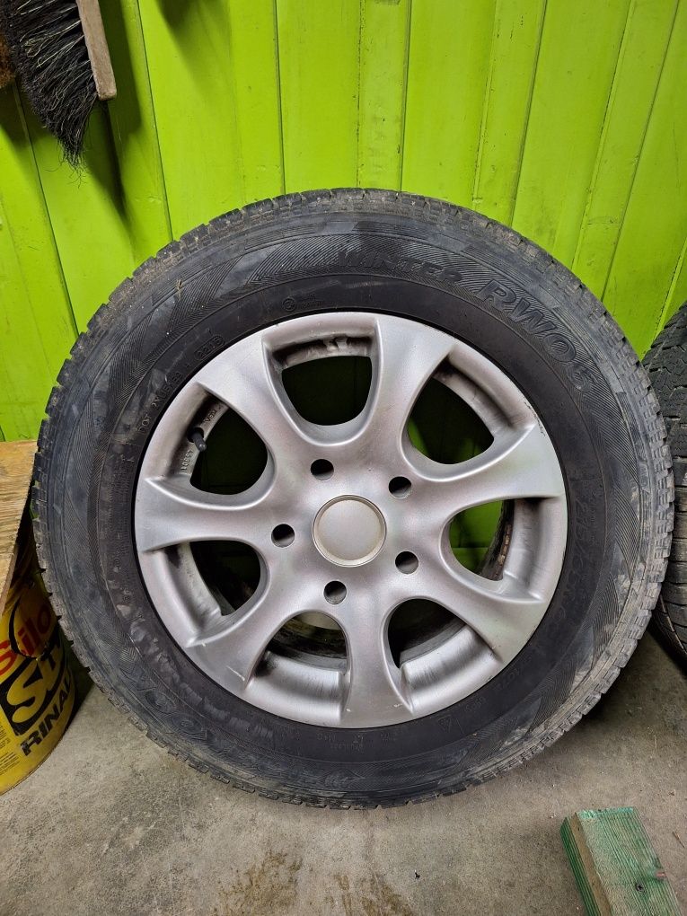 Koła Suzuki Grand Vitara 16" + Opony zimowe 215/65/15