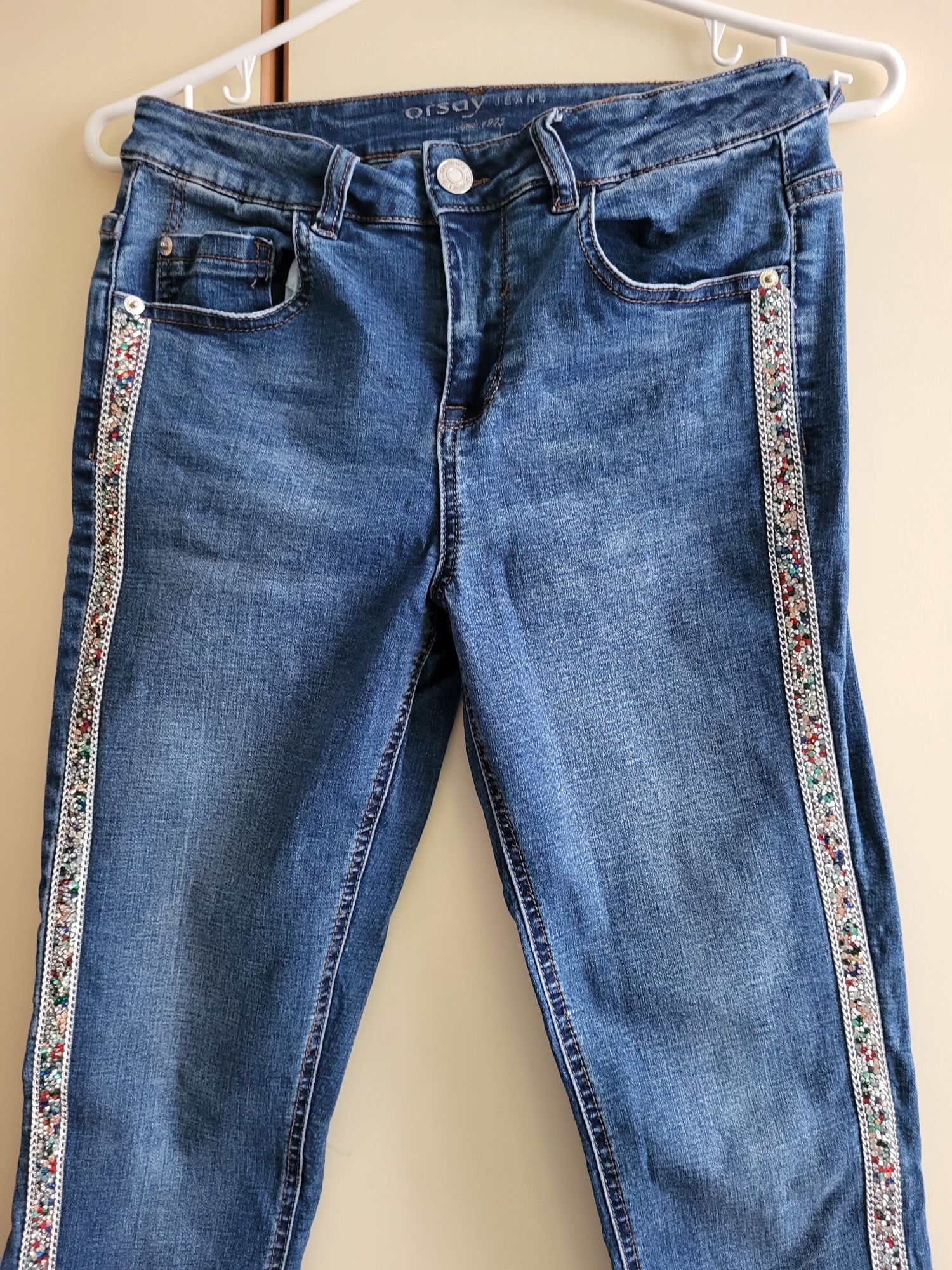 Spodnie damskie jeans