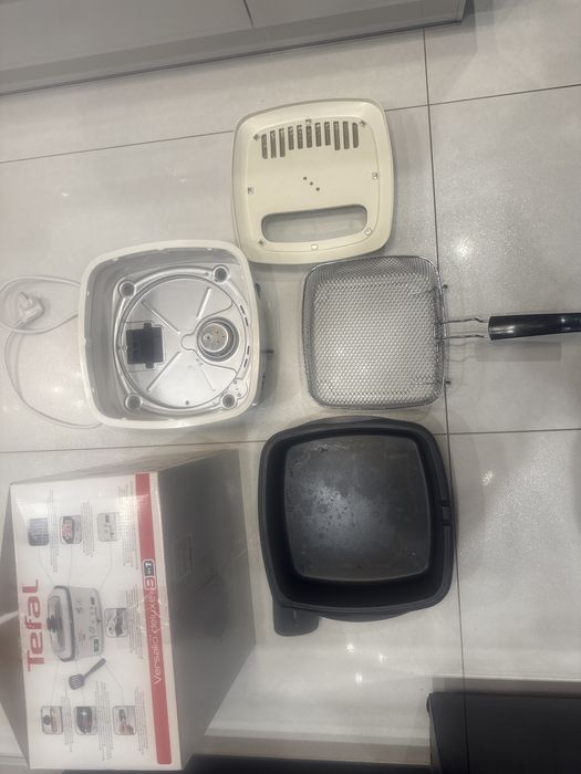 Frytkownica Tefal Versalio Delux 9w1