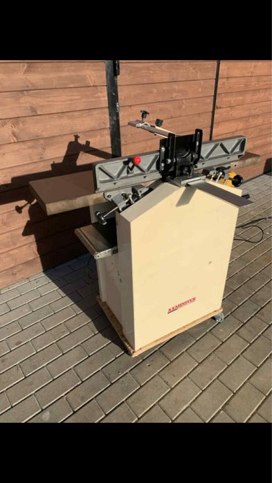 Wyrówniarka Grubościówka