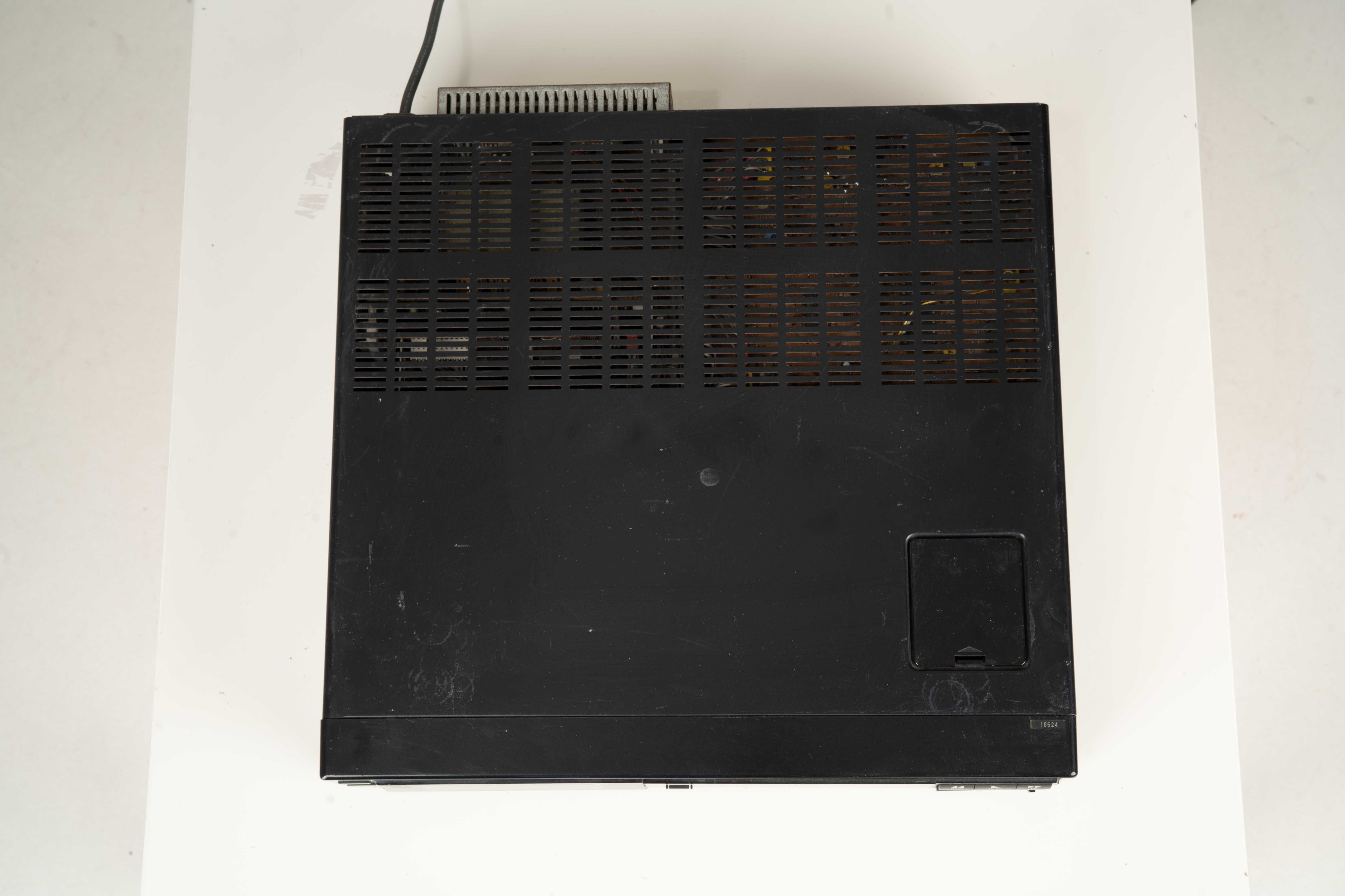 Gravador de Cassetes Sony EV-A200 Video 8