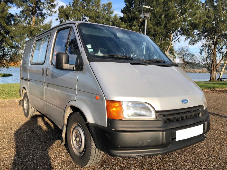Ford Transit 1992 – 7 Lugares / Furgão / Campervan – Super Versátil!