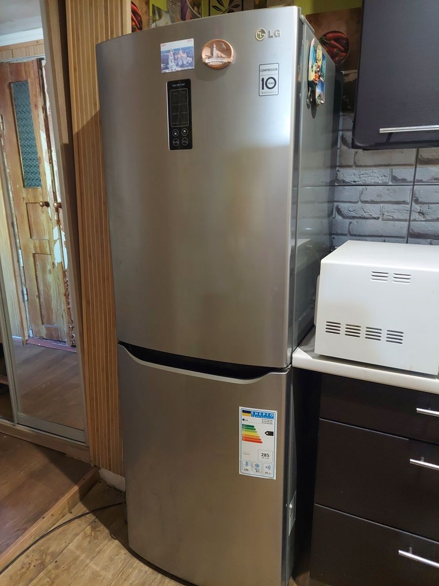Холодильник LG total no frost б/у