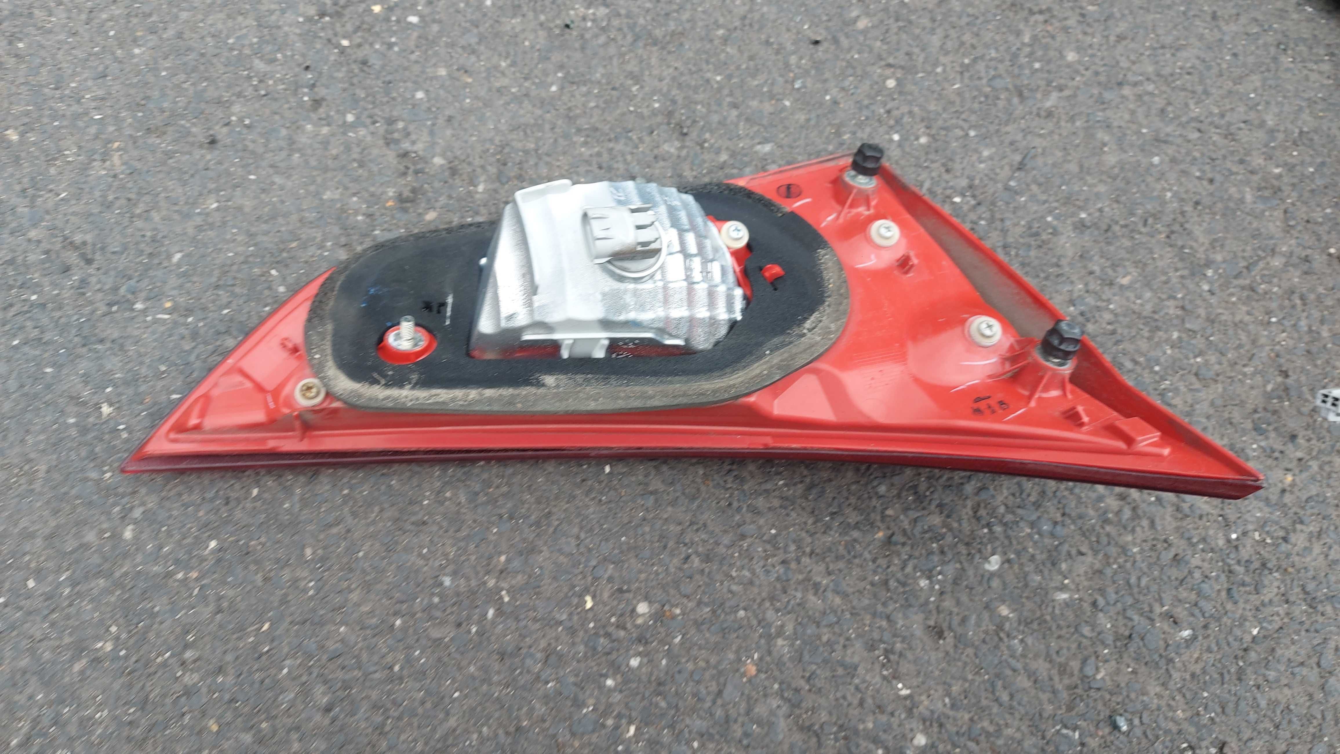 Toyota Auris II lampa tylna klapy HB 5d FV części/dostawa