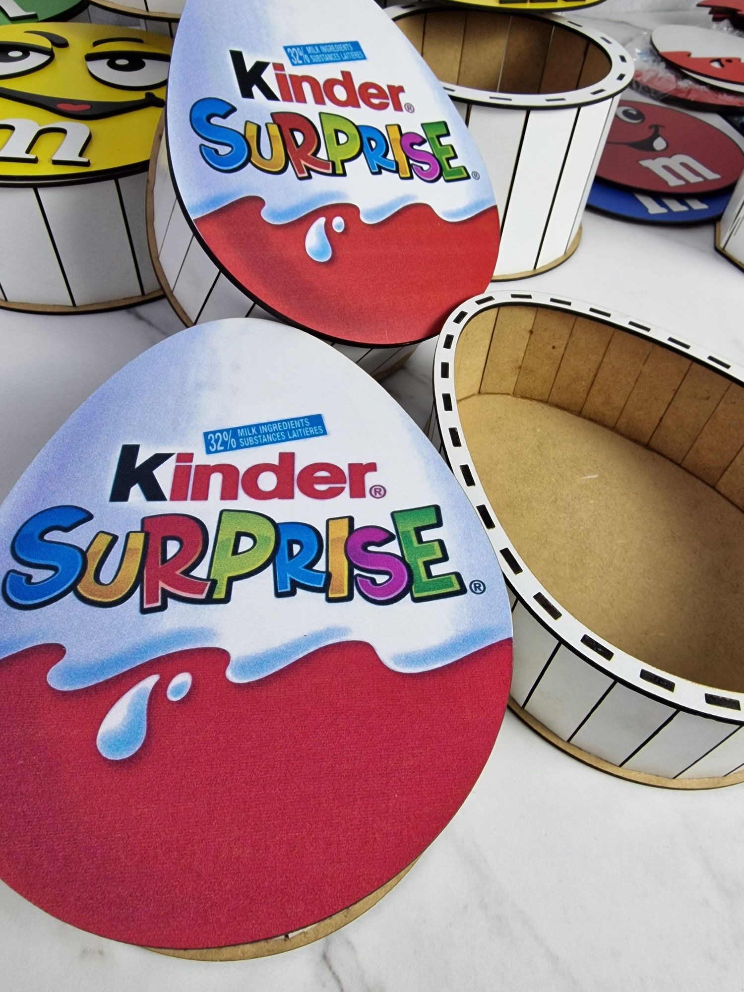 Kinder box pudełko na słodkości